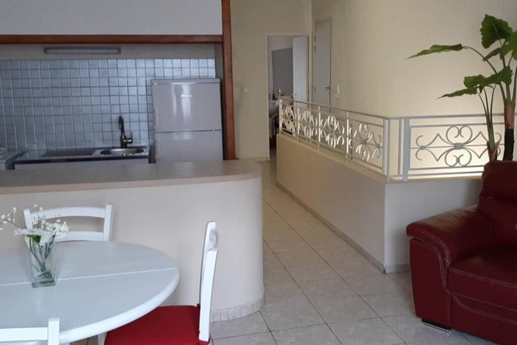 Maison De Village 60M2 Pratique Et Confortable La Palme Zewnętrze zdjęcie